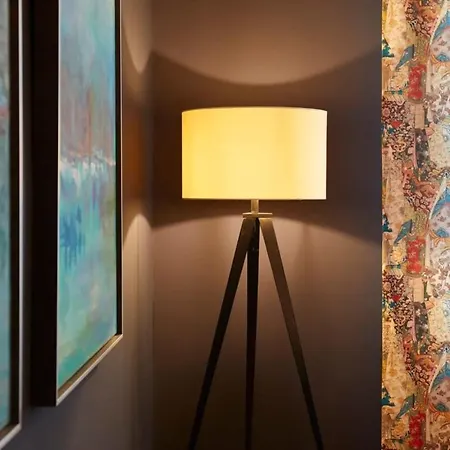 شقة The Collection - Classy 3bd - 2bth With Private Patio In Eixample برشلونة