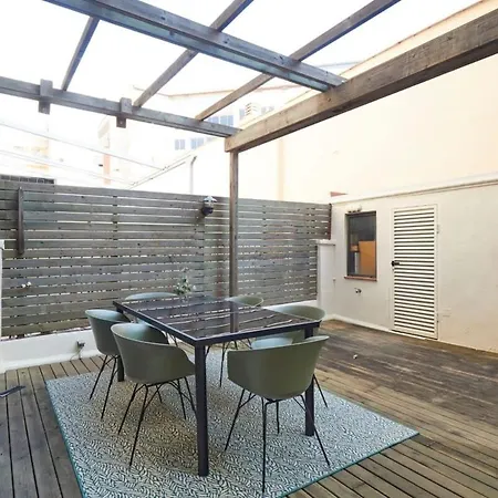شقة The Collection - Classy 3bd - 2bth With Private Patio In Eixample برشلونة