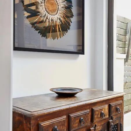 The Collection - Classy 3bd - 2bth With Private Patio In Eixample *