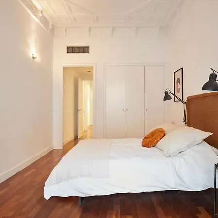 Classy 3Bd - 2Bth With Private Patio In Eixample