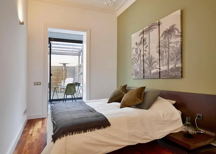 The Collection - Classy 3bd - 2bth With Private Patio In Eixample Appartement
