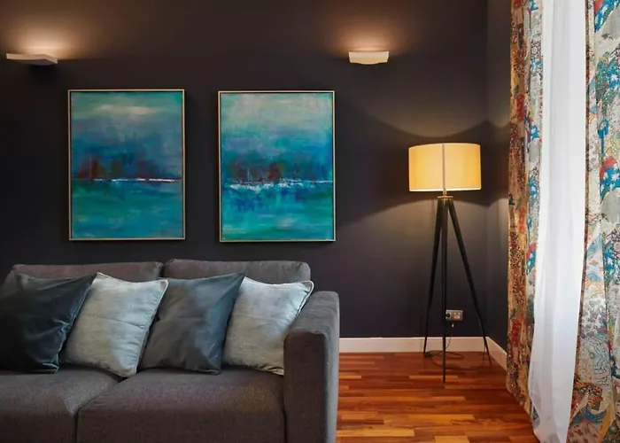 The Collection - Classy 3bd - 2bth With Private Patio In Eixample *